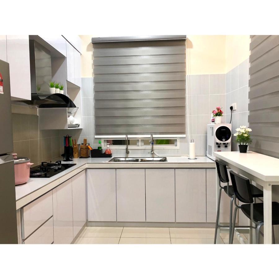 Rumahku Homestay, Taman Jasin Perdana Esterno foto