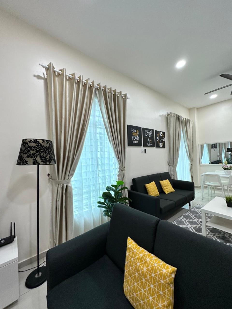 Rumahku Homestay, Taman Jasin Perdana Esterno foto